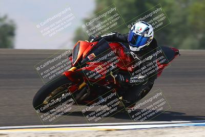 media/Sep-20-2025-TrackDaz (Sat) [[27f0cde673]]/A Group/11am (Turn 2)/